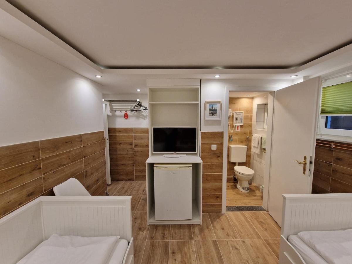 Hotel Kenny & Henry Cuxhaven Luaran gambar