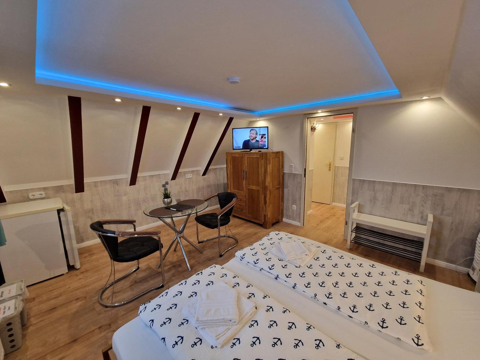 Hotel Kenny & Henry Cuxhaven Luaran gambar